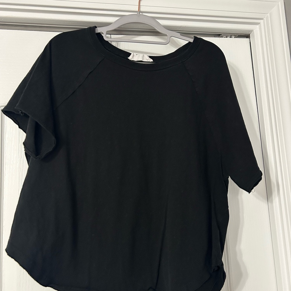 Double Zero Black Short Sleeve Top